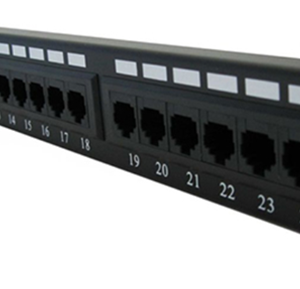 Patch panel 24 puertos Cat. 5e